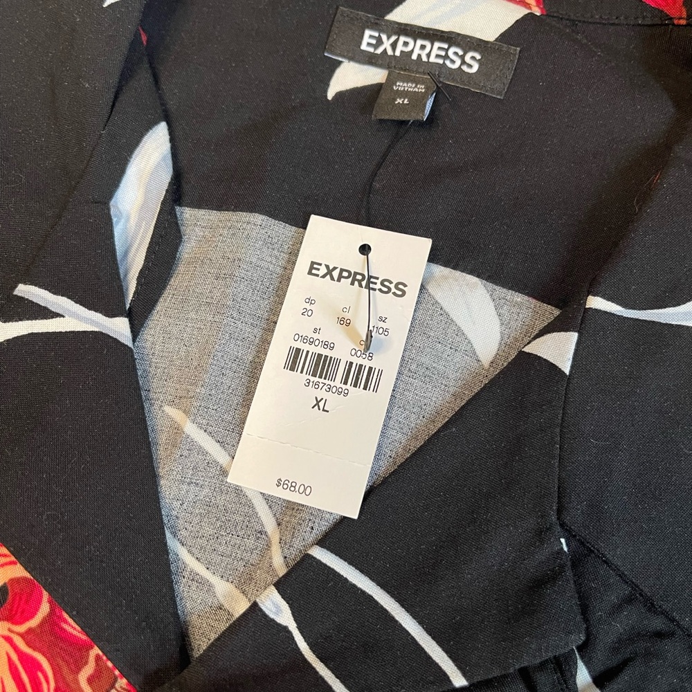 Express Men’s Floral Short Set - Picture 6 of 6
